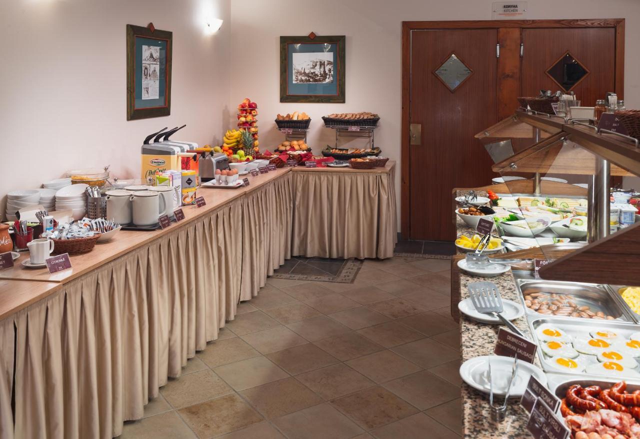 Hotel Honti Wellness Es Konferencia Szalloda Visegrad Ngoại thất bức ảnh
