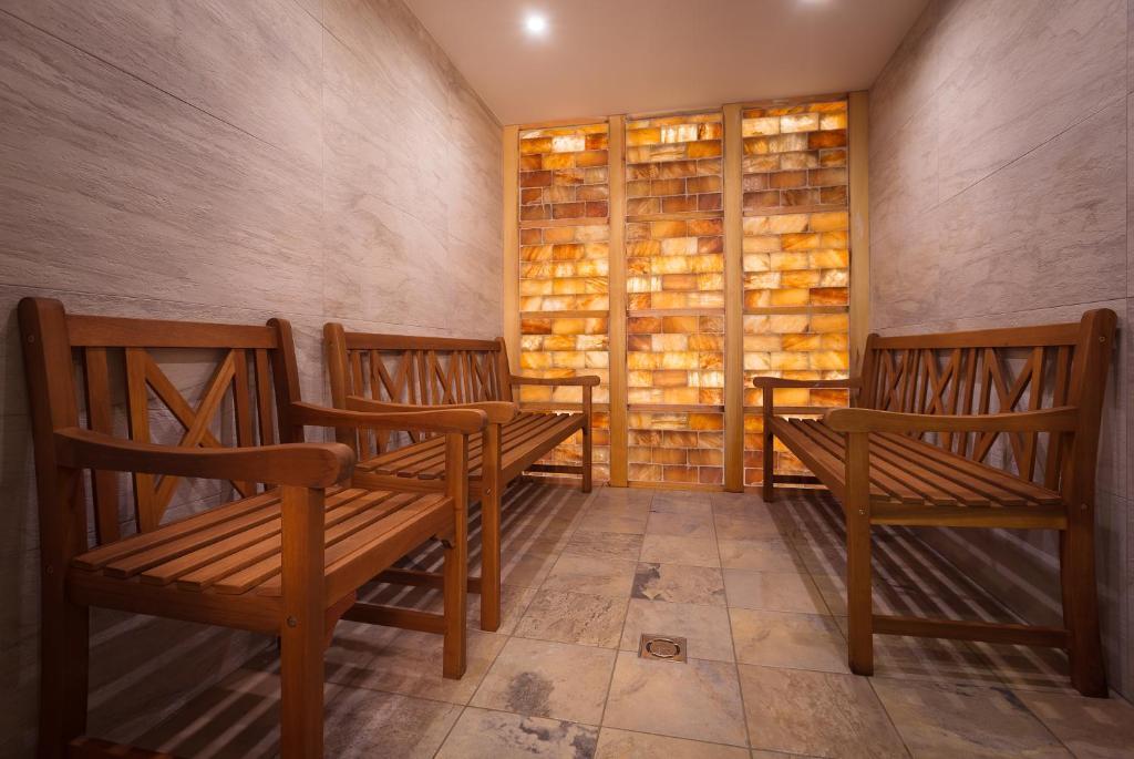 Hotel Honti Wellness Es Konferencia Szalloda Visegrad Ngoại thất bức ảnh
