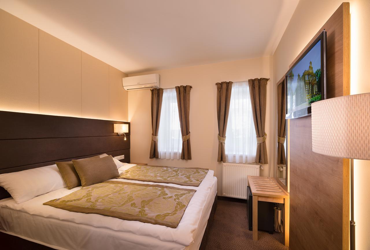 Hotel Honti Wellness Es Konferencia Szalloda Visegrad Ngoại thất bức ảnh